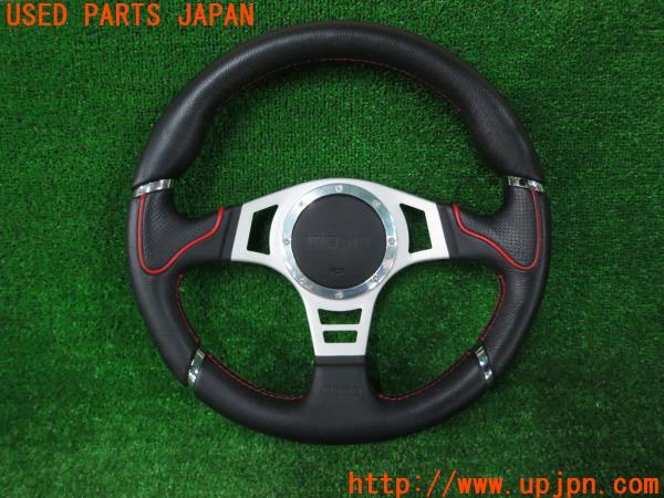 MOMO ステアリング MOD.08 モデル08 レザー/ブラックスポーク M