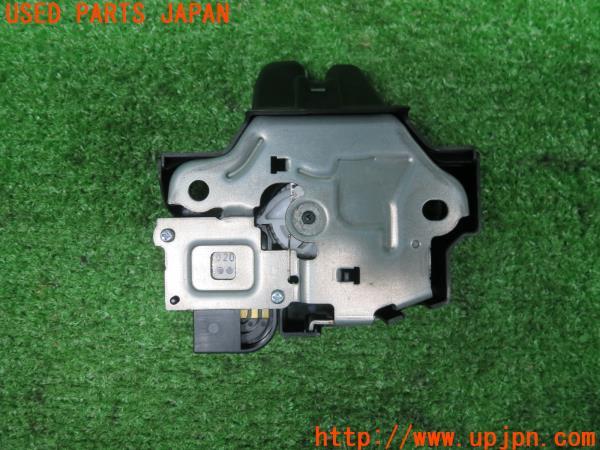 トヨタ 86(ZN6/E型)後期 純正 トランクロックアクチュエーター