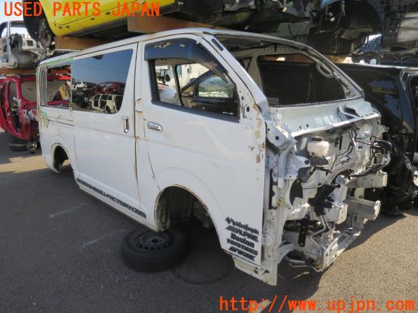 トヨタ ハイエースバン 200系 1型 DX(KDH205V)車体 フレーム 事故車