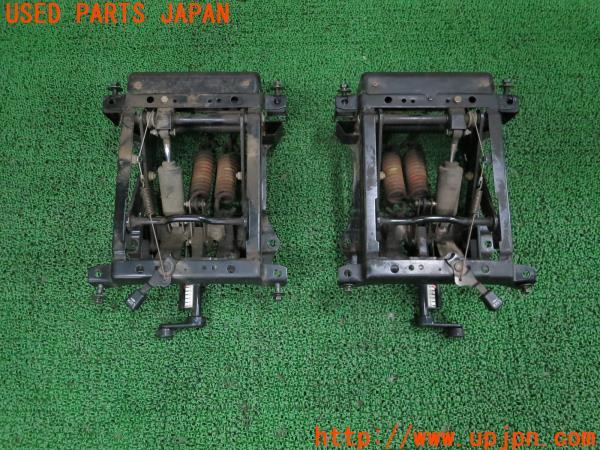 ランクルプラド(LJ78G)前期 純正 シートサスペンション 左右