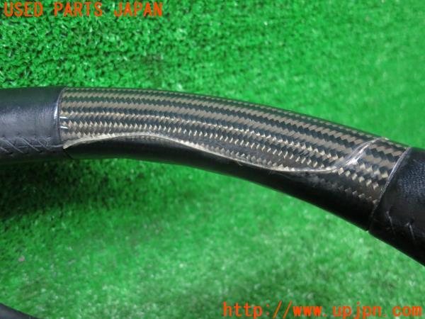 3UPJ=41150617]ポルシェ ボクスター986 純正 ATカーボンステアリング 996 ハンドル 割れ有 中古_m16