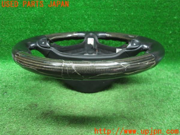 3UPJ=41150617]ポルシェ ボクスター986 純正 ATカーボンステアリング 996 ハンドル 割れ有 中古_m17