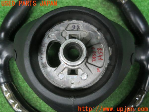 3UPJ=41150617]ポルシェ ボクスター986 純正 ATカーボンステアリング 996 ハンドル 割れ有 中古_m35