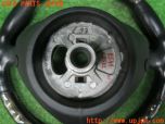 3UPJ=41150617]ポルシェ ボクスター986 純正 ATカーボンステアリング 996 ハンドル 割れ有 中古_s35