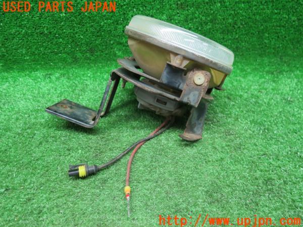 デリカスペースギア(PE8W)シャモニー 後期 フォグランプ 純正HID