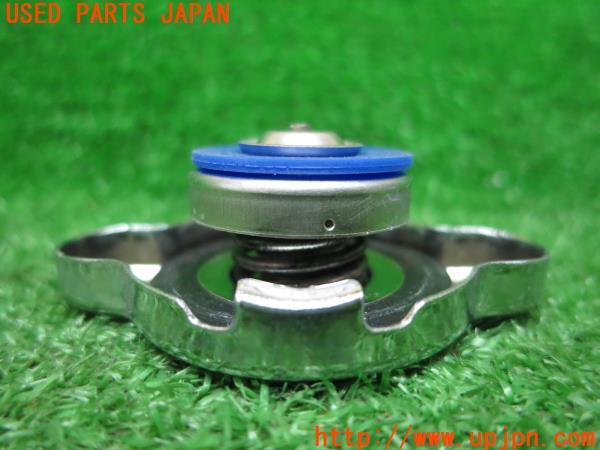 3UPJ=42310155]マツダ RX-8 タイプE(SE3P 前期)BLITZ ブリッツ ラジエターキャップ TYPE-1 中古_m3