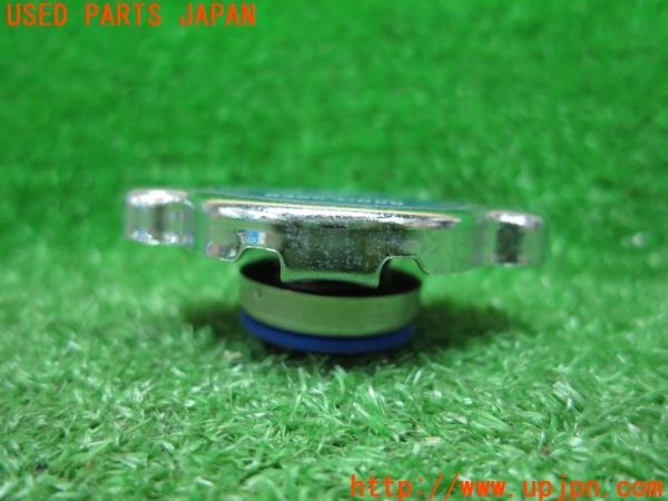 3UPJ=42310155]マツダ RX-8 タイプE(SE3P 前期)BLITZ ブリッツ ラジエターキャップ TYPE-1 中古_m4