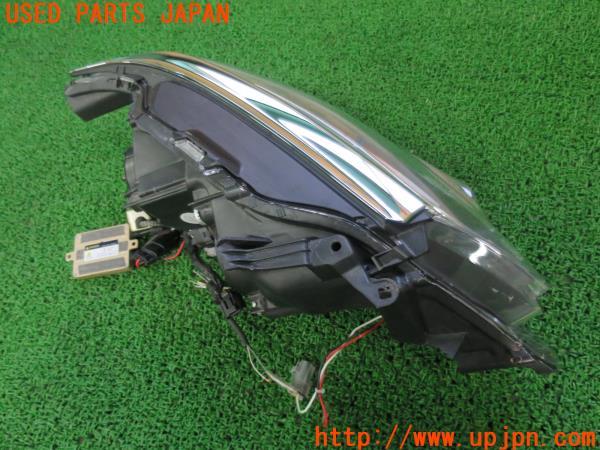 カムリハイブリッド XV50系(AVV50)社外ヘッドライト ファイバー