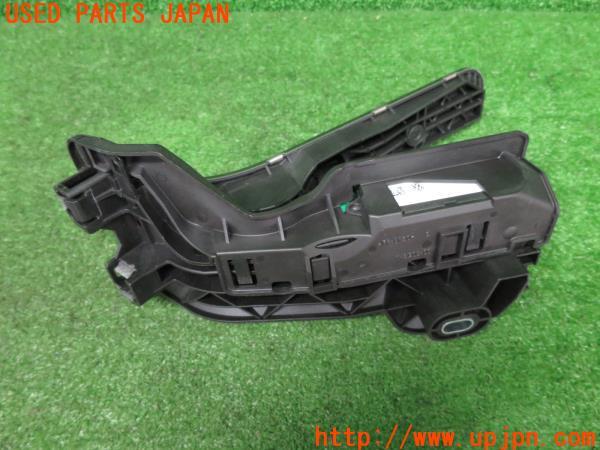 VW ザ・ビートル(16CPL)純正アクセルペダル ブレーキペダル