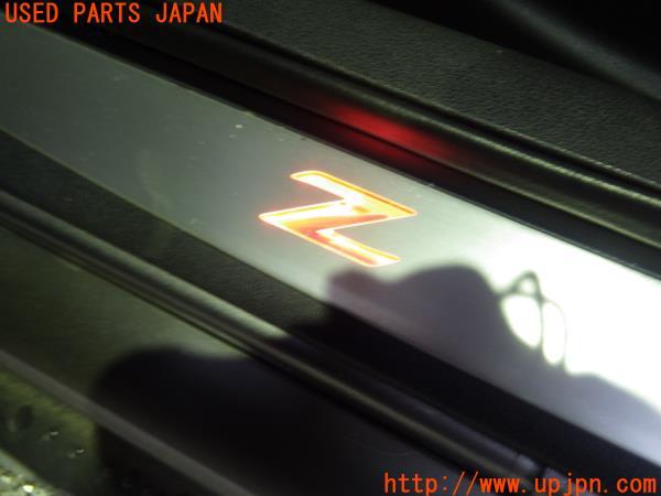 フェアレディZ(Z34)スカッフプレート 純正オプションイルミ付き フェアレディZ(Z34)スカッフプレート 純正オプションイルミ付き