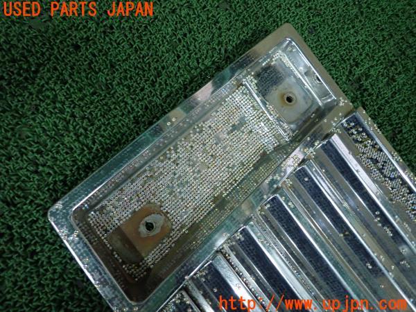 3UPJ=46710052]ハマーH2 2006y WELLSTAR ボンネットフード クローム 通気口カバー HV-HM02 スワロフスキー LED加工品 中古_m1