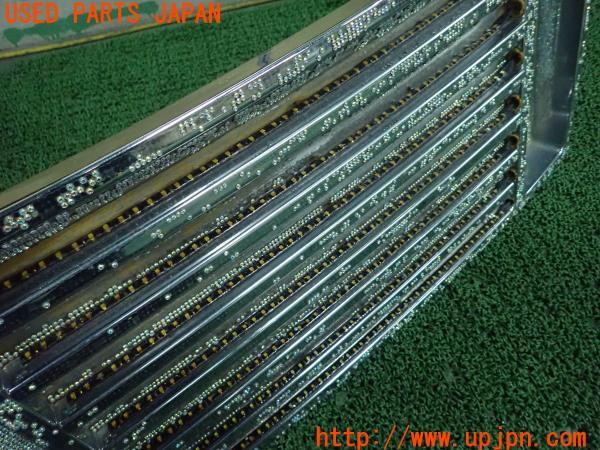 3UPJ=46710052]ハマーH2 2006y WELLSTAR ボンネットフード クローム 通気口カバー HV-HM02 スワロフスキー LED加工品 中古_m4