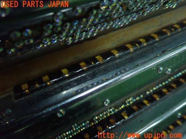 3UPJ=46710052]ハマーH2 2006y WELLSTAR ボンネットフード クローム 通気口カバー HV-HM02 スワロフスキー LED加工品 中古_m5