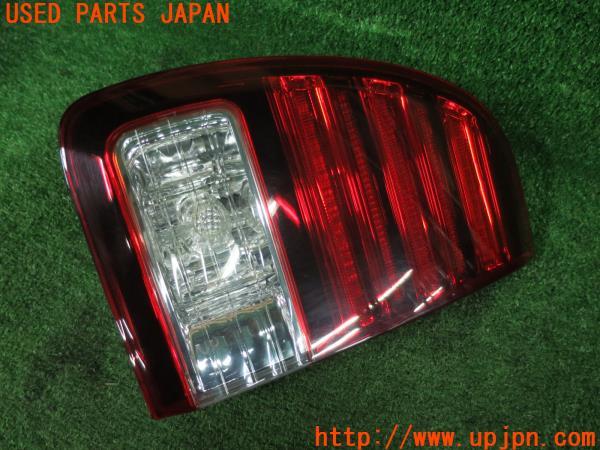 3UPJ=46940033]ランクルシグナス ランクル100 前期 社外テールランプ LED 欠品有り 中古_m3
