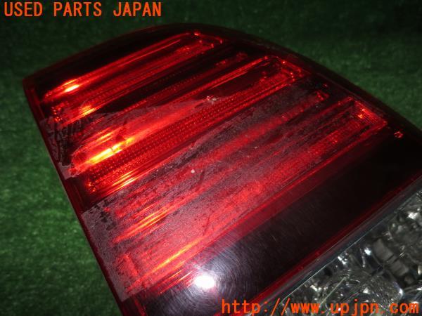 3UPJ=46940033]ランクルシグナス ランクル100 前期 社外テールランプ LED 欠品有り 中古_m5