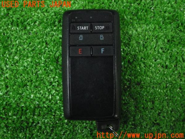 VOXY ヴォクシー(ZWR80G 80系)前期 純正オプション リモート VOXY ヴォクシー(ZWR80G 80系)前期 純正オプション リモート