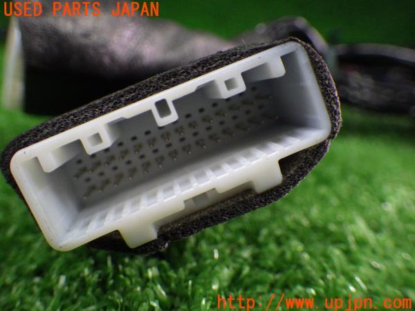 3UPJ=52760507]ハリアー ハイブリッド プレミアム(AVU65W 60系)前期 Jes TV CONTROL NAVI SV TVキット テレビ ナビ コントロール 中古_m9