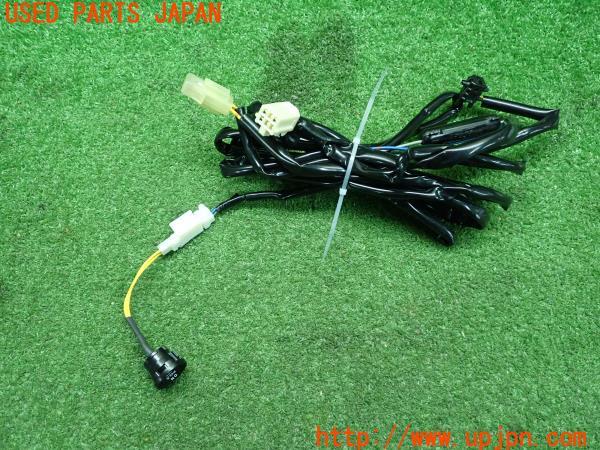 プリウスα(ZVW41W 40系)前期 純正オプション コーナーポール 電動 フェンダーランプ 中古  の商品画像｜自動車純正中古パーツ専門店ユーズドパーツジャパン