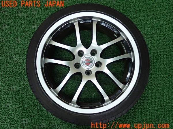 スカイラインクーペ(CPV35 CV35)後期 純正 19インチ タイヤ