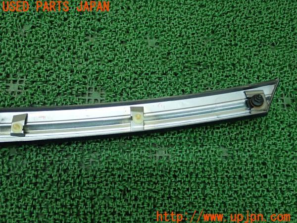 VOXY ヴォクシー(ZRR85W 85系)前期 純正 ボンネットフードモール