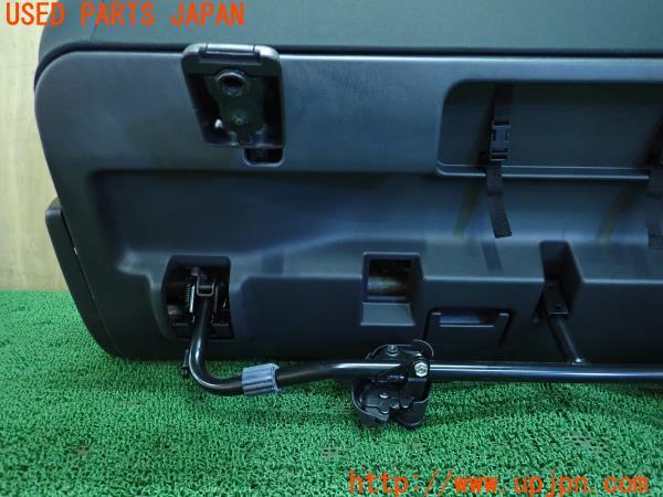 3UPJ=57160600]ハイエースバン スーパーGL(TRH200V 200系）3型 純正 プライムセレクション 2列目シート 中古_m7