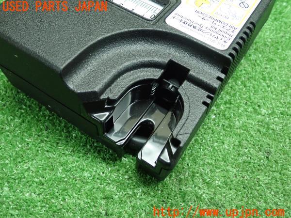 ムーヴ キャンバス(LA800S)純正 パンク修理キット エアコンプレッサー タイヤ 応急 中古 の商品画像