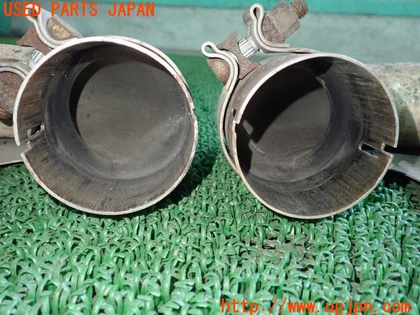 3UPJ=57670152]カイエン(955 9PA00A)純正 リアマフラー 7L5.253.681.C リヤピース カッター エキゾースト 2本出し 中古_m7
