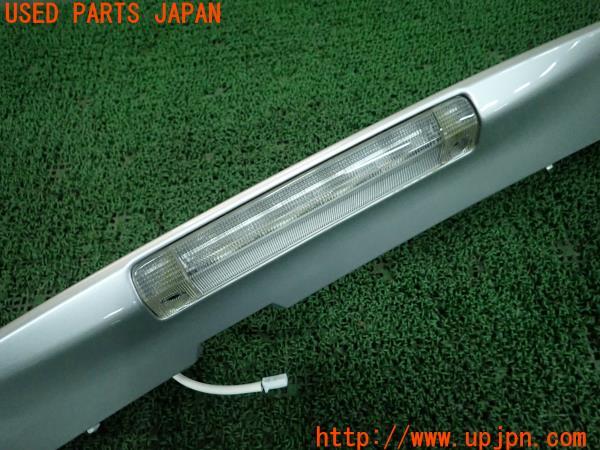 プリウスα(ZVW40W)後期 純正 リアスポイラー リヤ ウイング プリウスα(ZVW40W)後期 純正 リアスポイラー リヤ ウイング