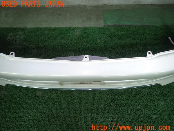 ランクル100系(UZJ100W)前期 純正 フロントバンパー 08154-60020 ランクル100系(UZJ100W)前期 純正 フロントバンパー 08154-60020