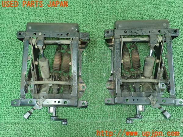 トヨタ ランクルプラド純正 シートサスペンション レール