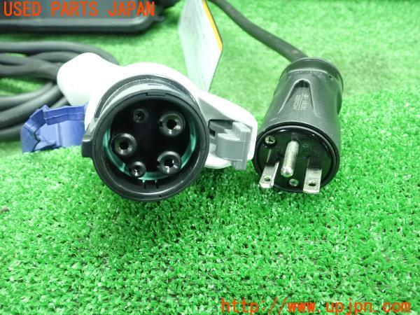 アウトランダーPHEV(GG3W)2代目 後期 純正 充電ケーブル