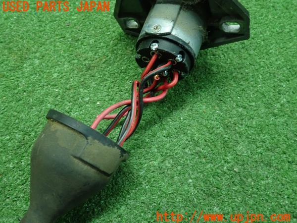 3UPJ=62620579]三菱ジープ(J53 J50系)Jeep 社外 ヒッチコンセント ７極 牽引 トレーラー 電源 コネクター ソケット 中古_m2