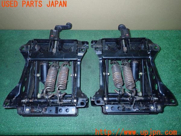 ランクル70系(HZJ73HV)純正 シートレール サスペンション 運転席